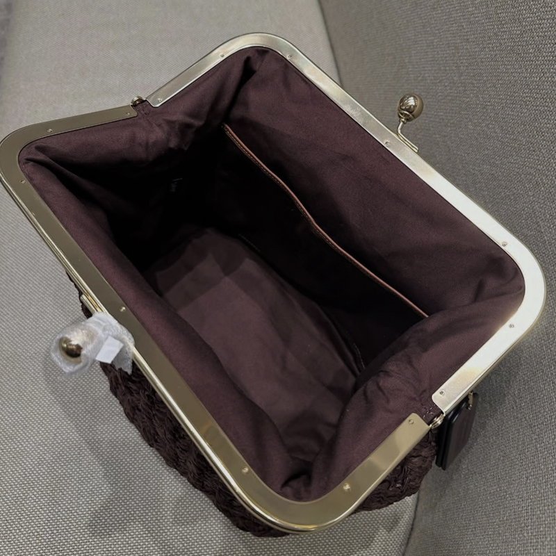 Hand-Woven Kisslock Frame Shou - Luxury Bags Of 2026 recension och pris