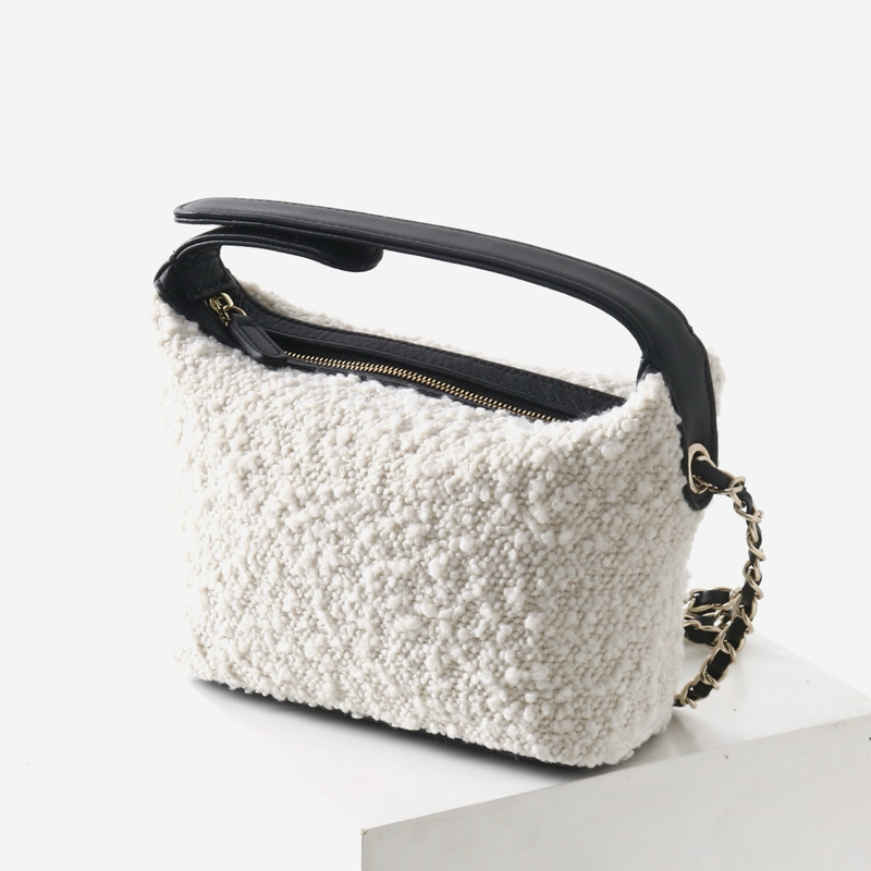 Leather Classic Mini Hobos Bag - Luxury Bags Of 2026 recension och pris