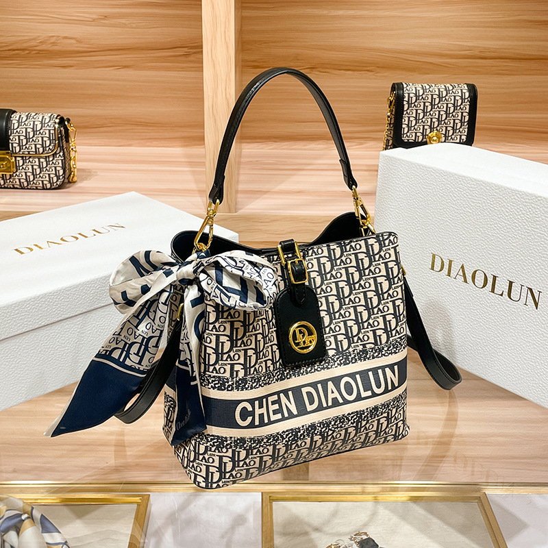 Popular Classic Ladies Handbag - Luxury Bags For Sale recension och pris